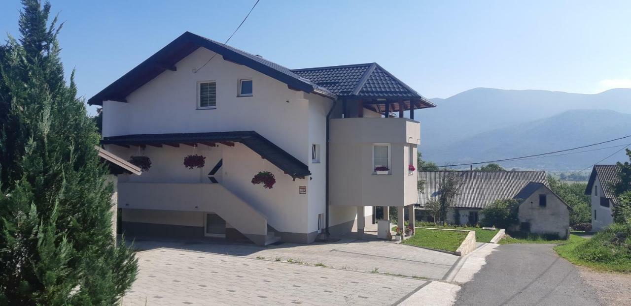 Apartmani Bilic Кореница Екстер'єр фото